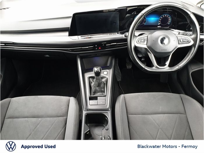 Volkswagen Golf 2021