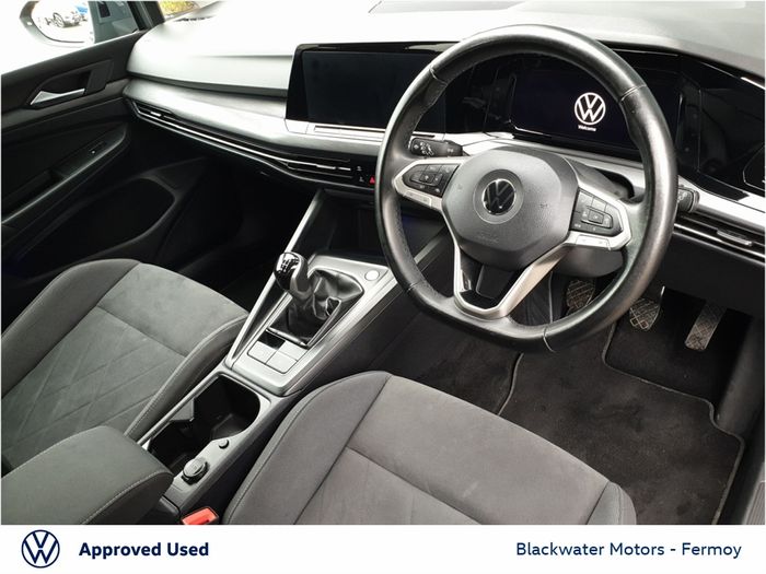 Volkswagen Golf 2021