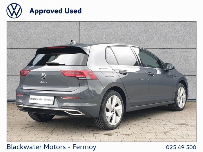 Volkswagen Golf 2021