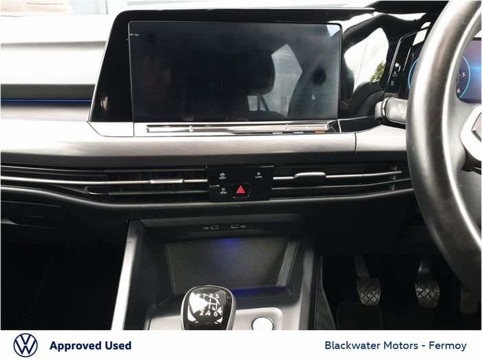 Volkswagen Golf 2021