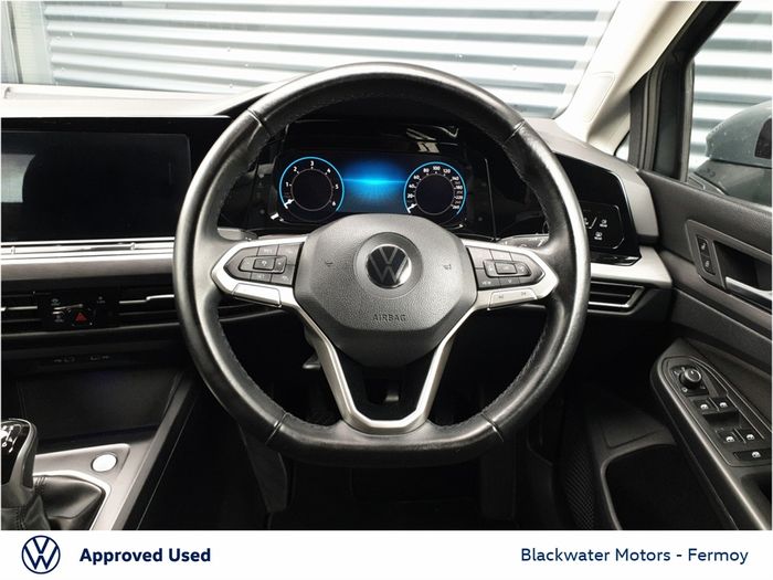 Volkswagen Golf 2021