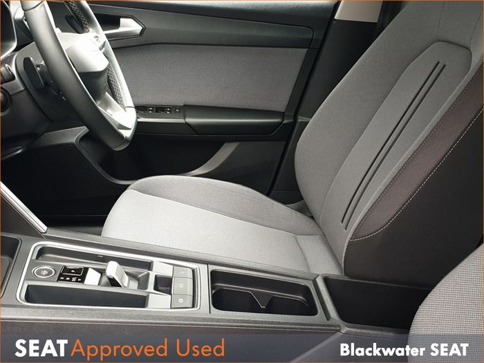 SEAT Leon 2025