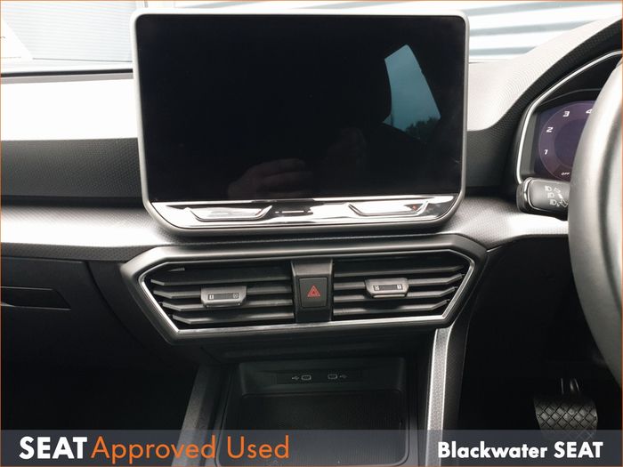 SEAT Leon 2025