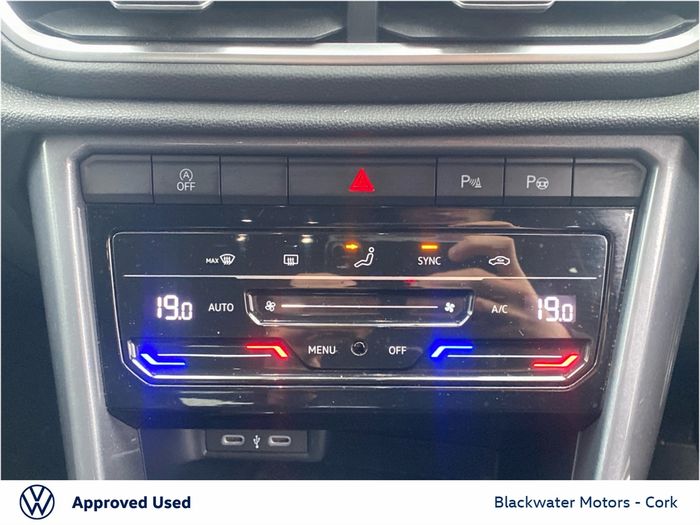 Volkswagen T-Roc 2023