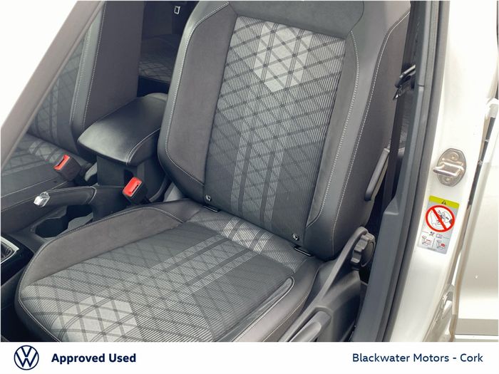 Volkswagen T-Cross 2024