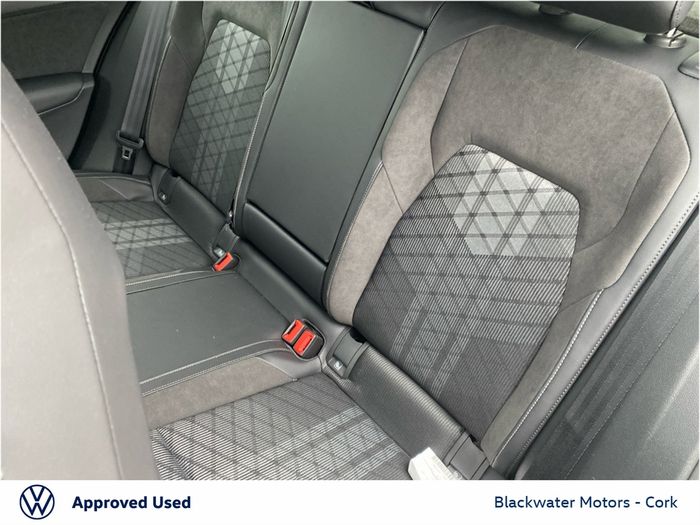 Volkswagen Golf 2026