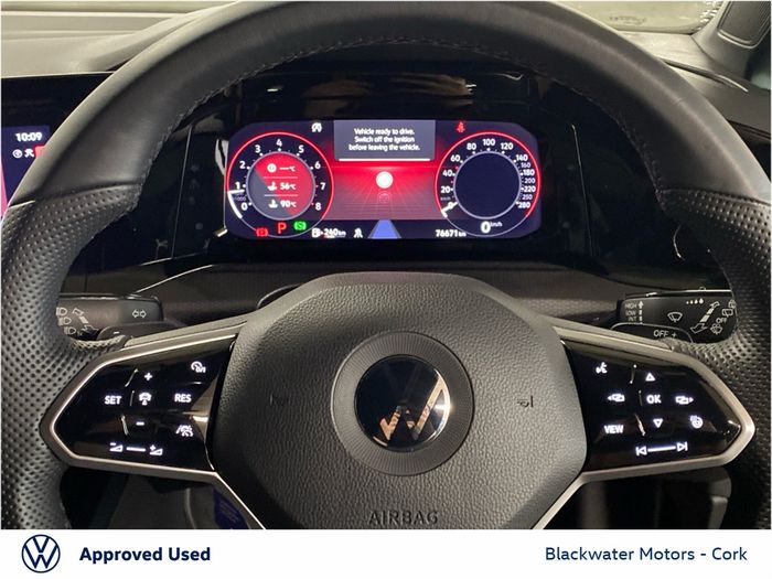 Volkswagen Golf 2021