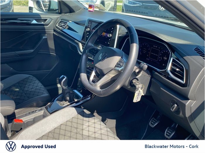 Volkswagen T-Roc 2023