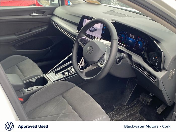 Volkswagen Golf 2023