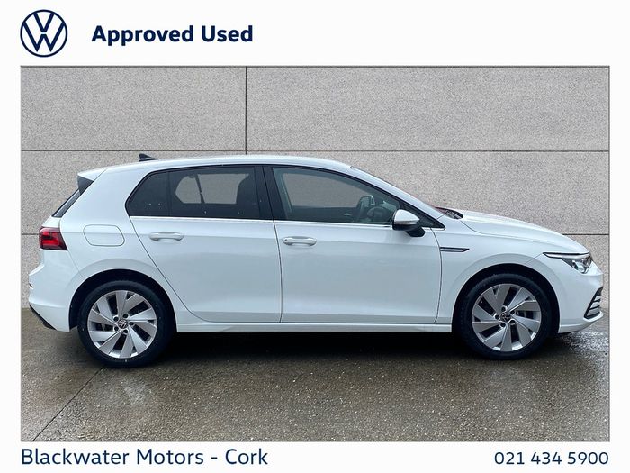 Volkswagen Golf 2023
