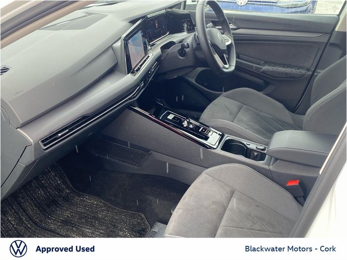 Volkswagen Golf 2023