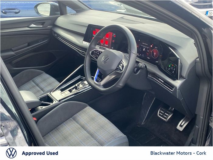 Volkswagen Golf 2023