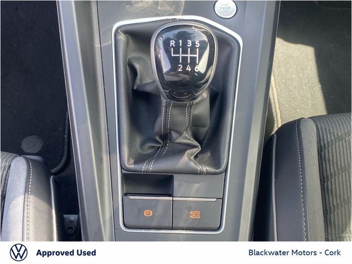 Volkswagen Golf 2021