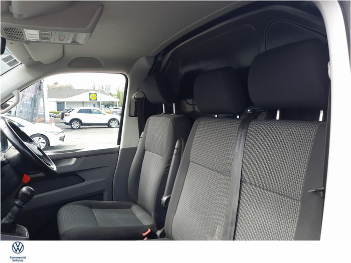 Volkswagen Transporter 2024