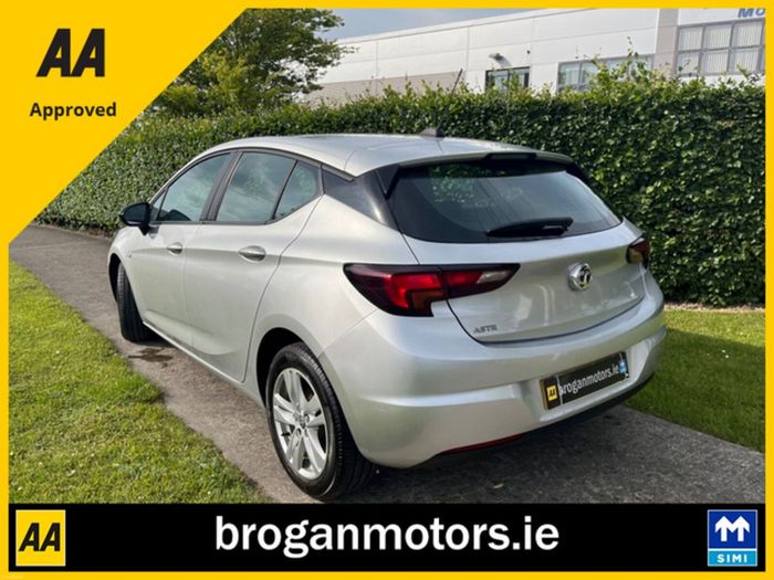 Vauxhall Astra 2021