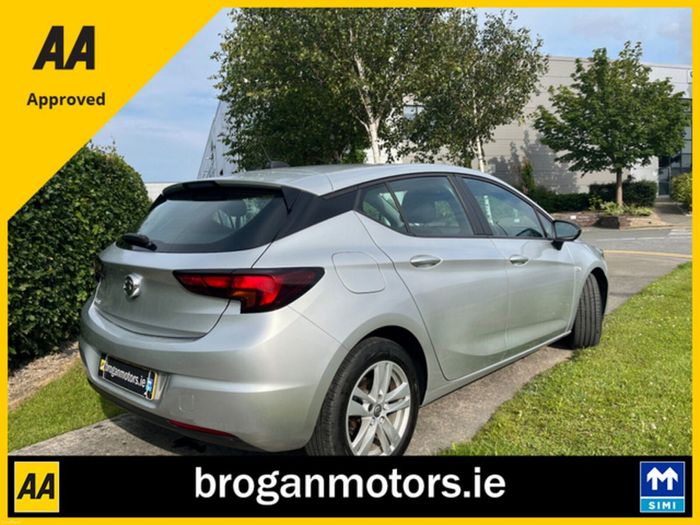 Vauxhall Astra 2021