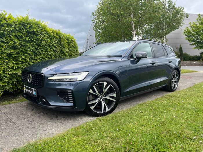 Volvo V60 2022