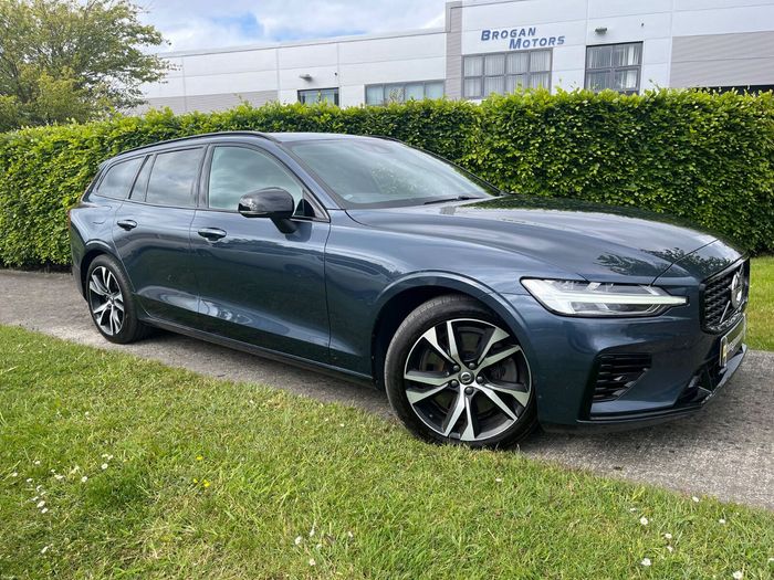 Volvo V60 2022