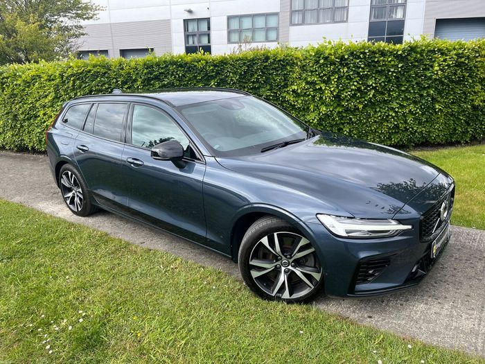 Volvo V60 2022