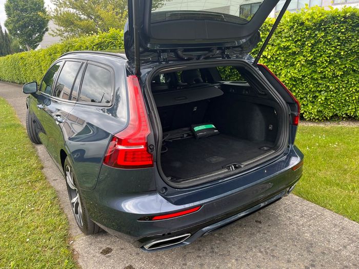 Volvo V60 2022