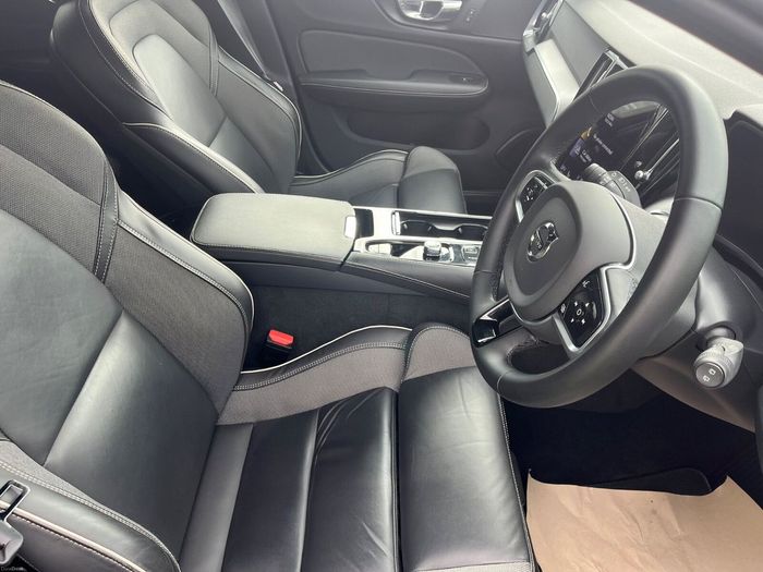 Volvo V60 2022