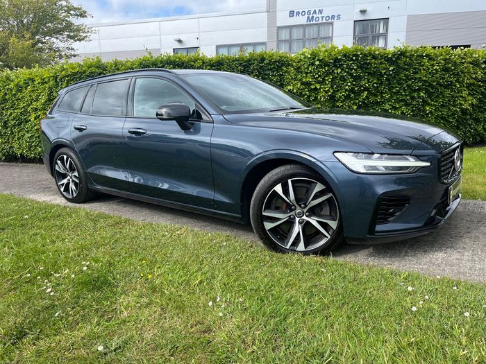 Volvo V60 2022