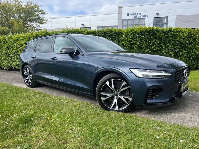 Volvo V60 2022
