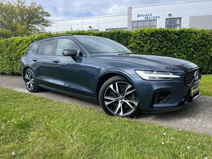 Volvo V60 2022
