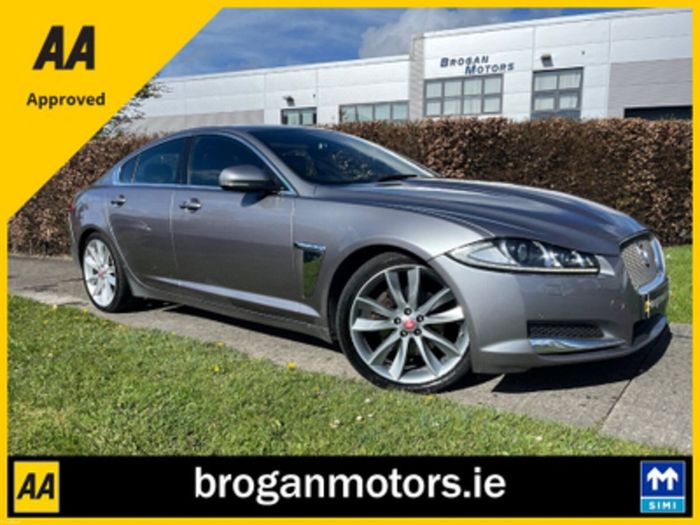 Jaguar XF 2015