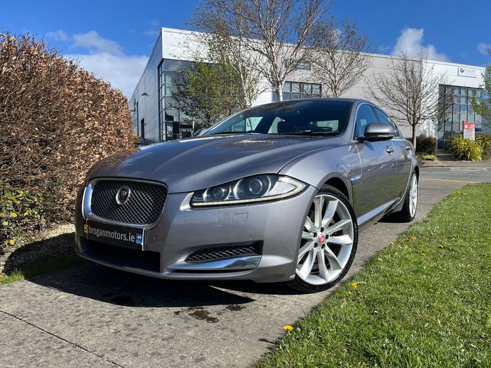 Jaguar XF 2015