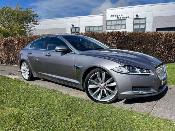 Jaguar XF 2015