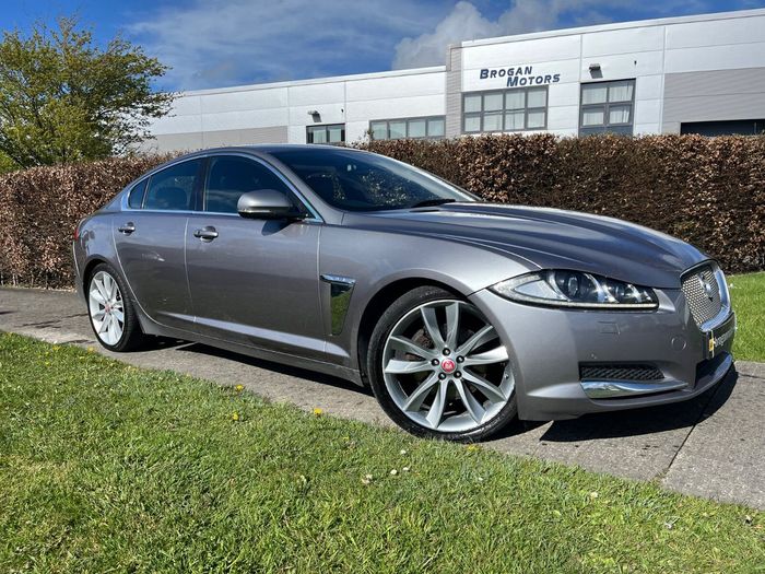 Jaguar XF 2015
