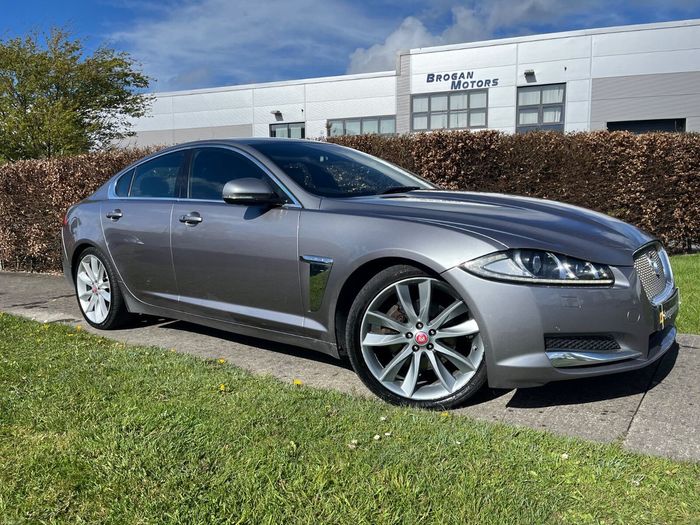 Jaguar XF 2015