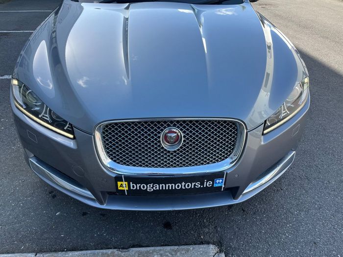 Jaguar XF 2015