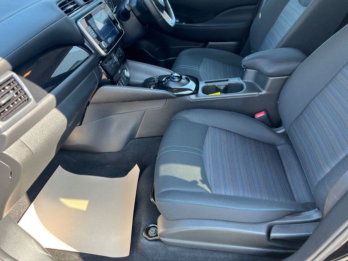 Nissan Leaf 2024