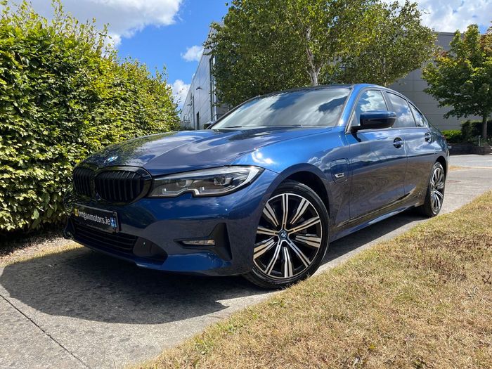 BMW 3 Series 2022