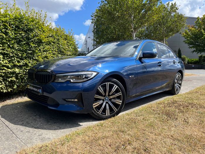 BMW 3 Series 2022