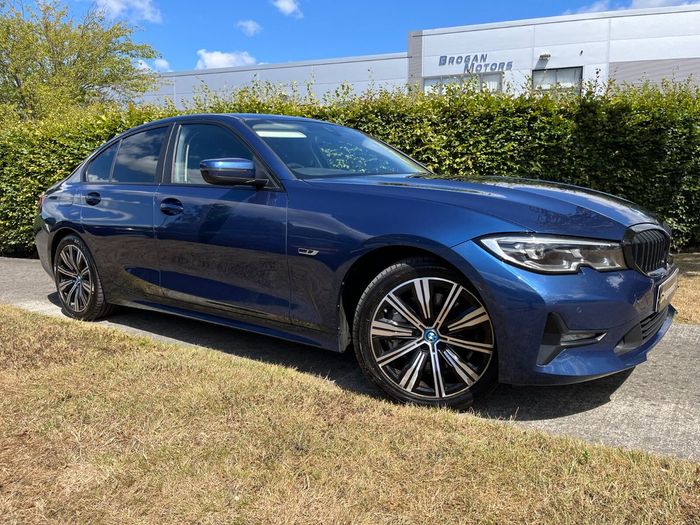 BMW 3 Series 2022
