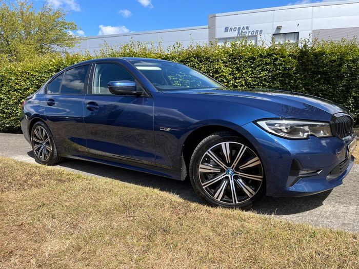 BMW 3 Series 2022