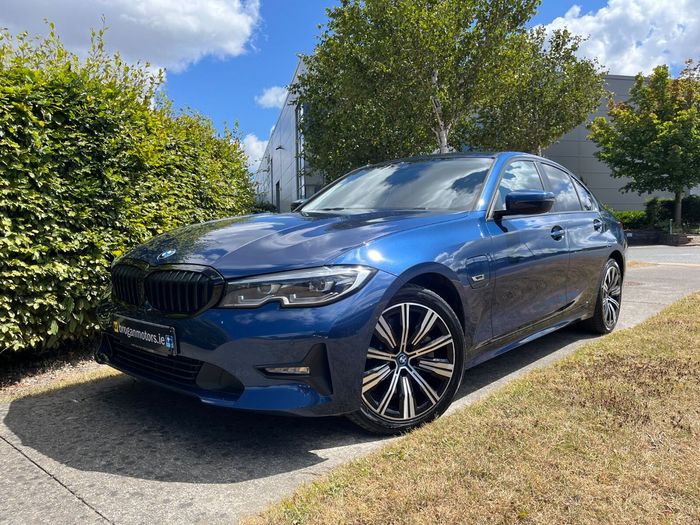 BMW 3 Series 2022