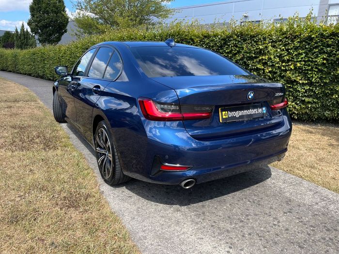 BMW 3 Series 2022