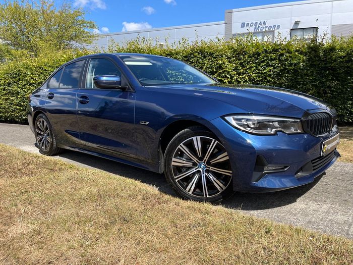 BMW 3 Series 2022