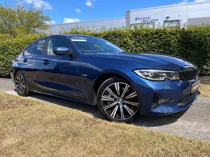 BMW 3 Series 2022