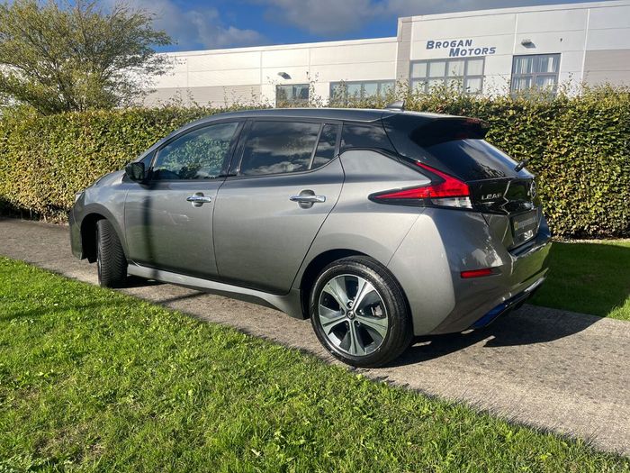 Nissan Leaf 2021