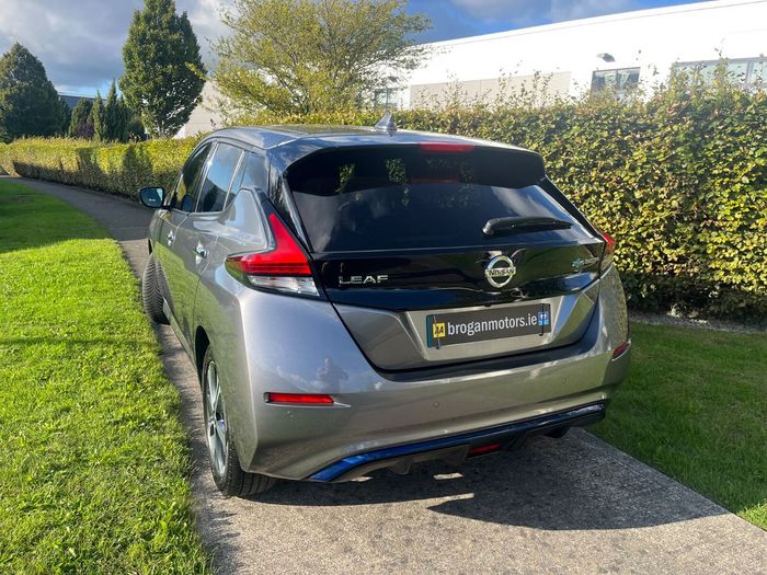 Nissan Leaf 2021