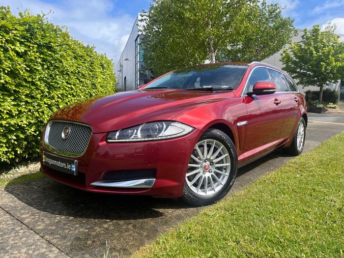 Jaguar XF 2014