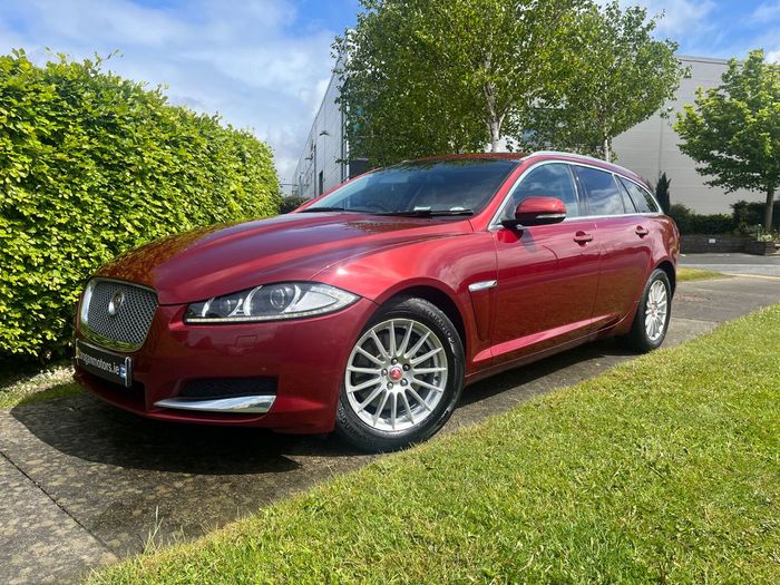 Jaguar XF 2014