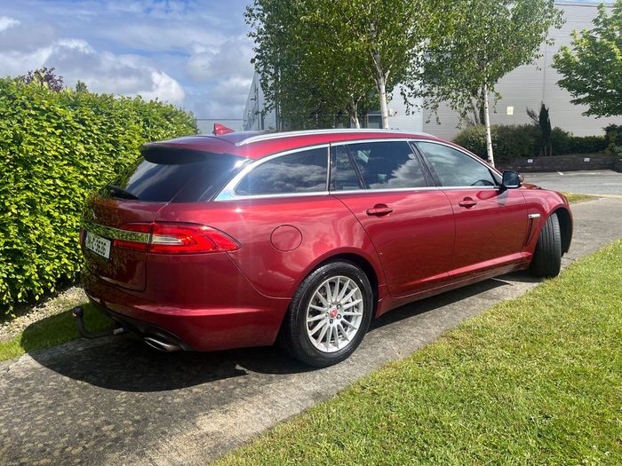 Jaguar XF 2014