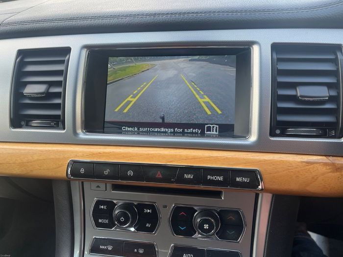 Jaguar XF 2014