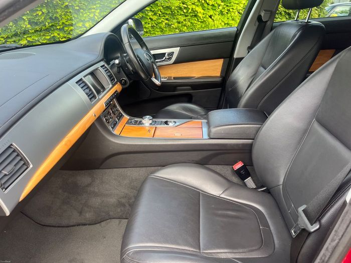 Jaguar XF 2014